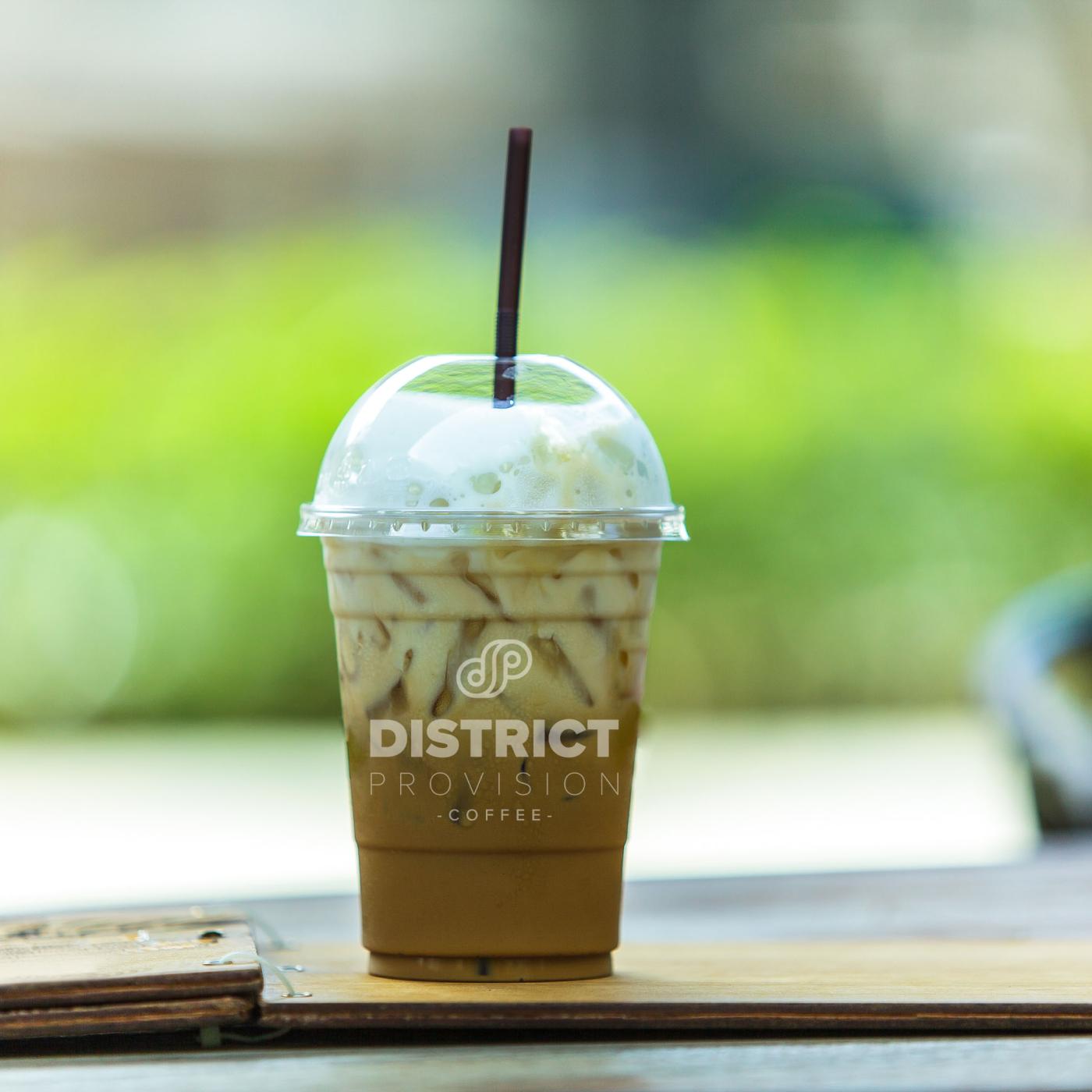 Cold drinks and smoothie cups and lids